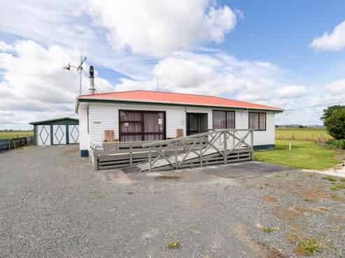 754 State Highway 25, Waitakaruru