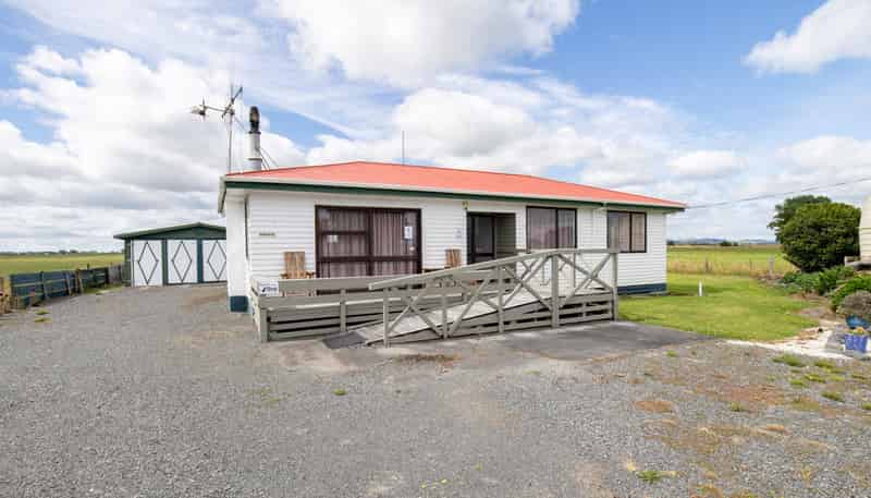 754 State Highway 25, Waitakaruru