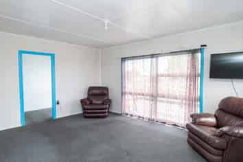 754 State Highway 25, Waitakaruru