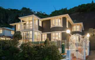 7c ( downstairs) Wilkinson Street, Oriental Bay