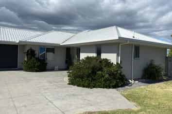 2 Ken Wadsworth Way, Stoke