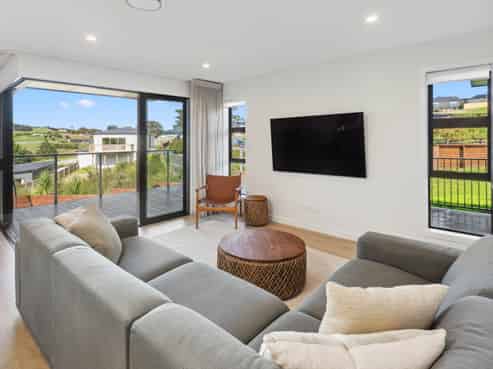 1051 Mangawhai Central, Mangawhai