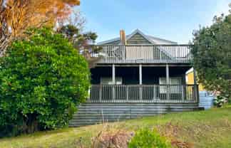 1 Marine Park Avenue, Rakino Island