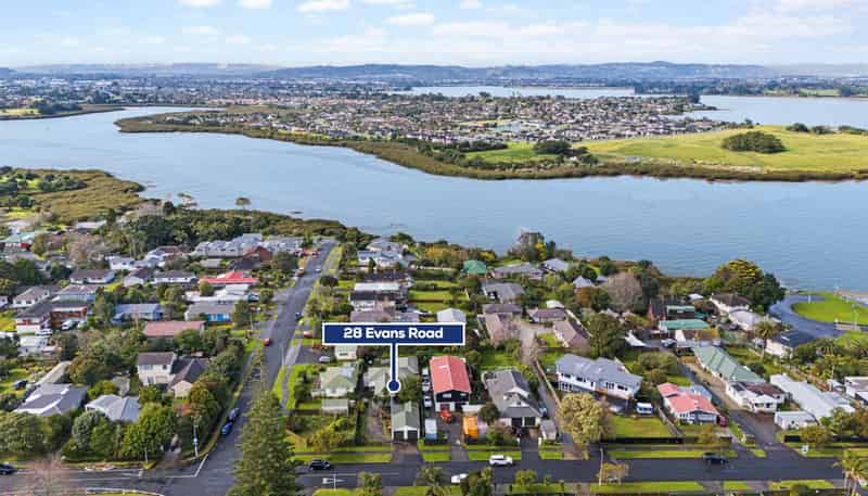 28 Evans Road, Weymouth