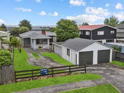 28 Evans Road, Weymouth