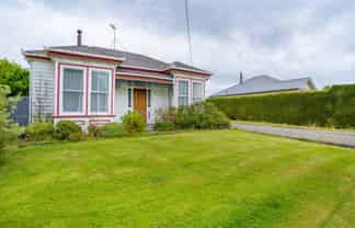 350 Great North Road, Winton