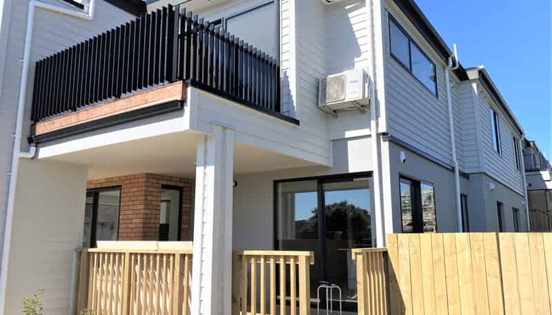 6/7 Stamford Park Road, Mount Roskill