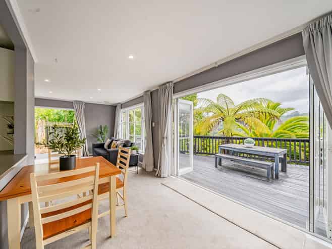 76 Wyndham Road, Pinehaven