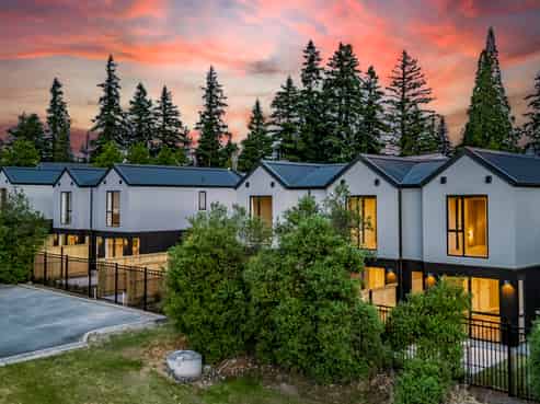 2/12-14 Jacks Pass Road, Hanmer Springs