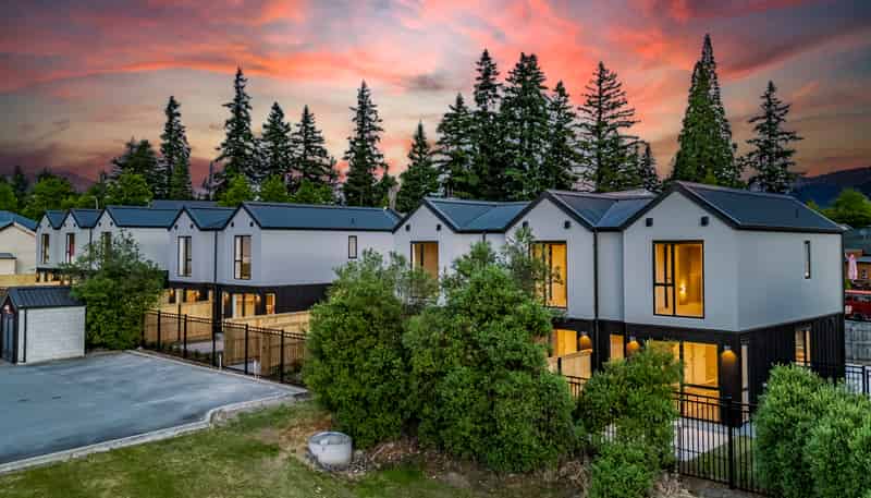 2/12-14 Jacks Pass Road, Hanmer Springs