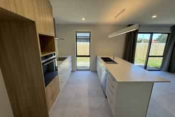 32 Glovers Road, Halswell