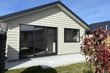 2/68A Hedges Street, Sanson