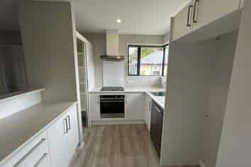 52D Marshland Road, Shirley