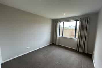 52D Marshland Road, Shirley