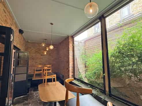 Step Into Victoria Street’s Dining Spotlight