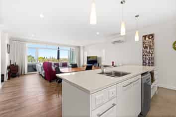 60 Landmark Terrace, Orewa