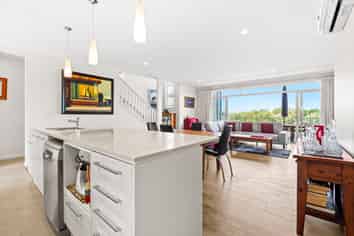 60 Landmark Terrace, Orewa