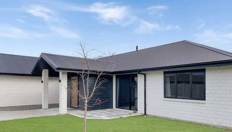 8 Gladys Place, Levin