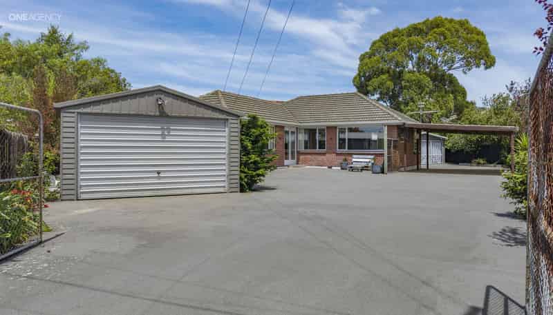52 Gould Crescent, Woolston