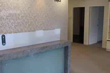 Excellent location in Hokowhitu Village