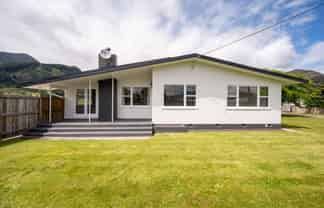 110 Waller Street, Murchison