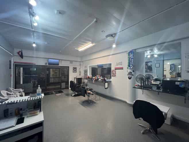 AFFORDABLE CENTRAL PAIHIA RETAIL
