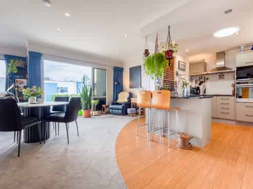 30/4 Seaview Road, Paraparaumu Beach