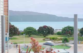 30/4 Seaview Road, Paraparaumu Beach