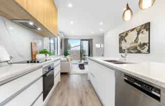 96B Botany Road, Botany Downs