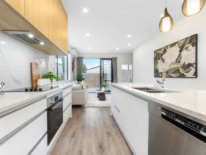 96B Botany Road, Botany Downs