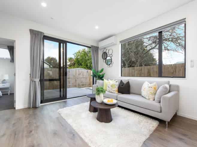 96B Botany Road, Botany Downs