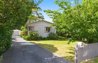 5 Dennis Taylor Court, Paraparaumu