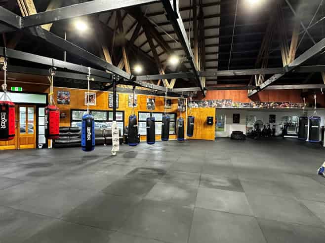 Slick open plan commercial premises