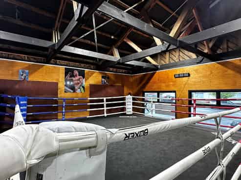 Slick open plan commercial premises