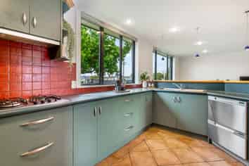 32 Mary Street, Winton