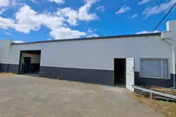 Well located, Affordable Workshop with Office.