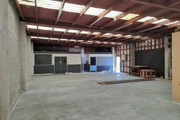 Well located, Affordable Workshop with Office.