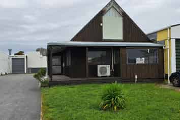 Tech Workshop / Office - Industrial location