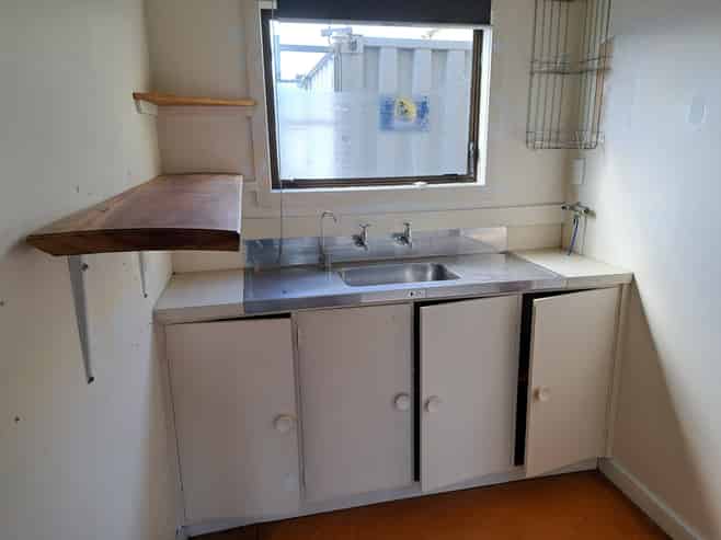 Tech Workshop / Office - Industrial location