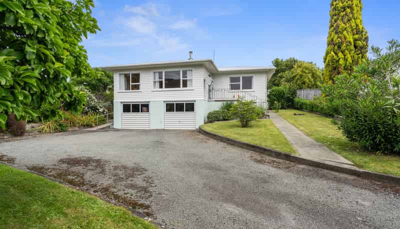 23 Cawthron Crescent, Annesbrook