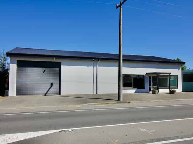 High yield and anchored by a national tenant