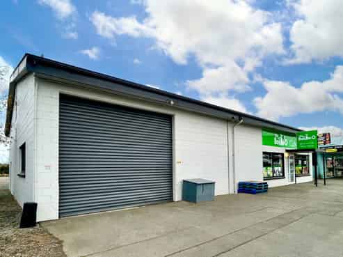 High yield and anchored by a national tenant