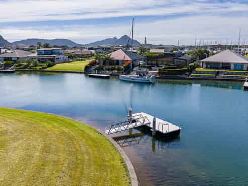 23 Stace Hopper Drive, One Tree Point