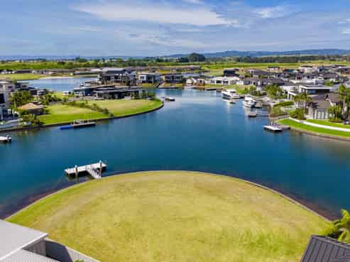 23 Stace Hopper Drive, One Tree Point