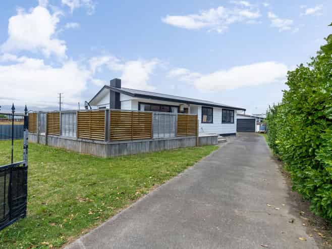 127 Queen Street, Levin