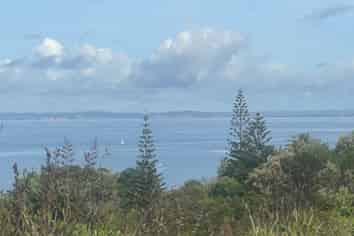 7 Askew Avenue, Rakino Island