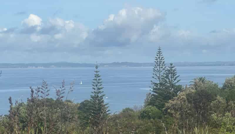 7 Askew Avenue, Rakino Island