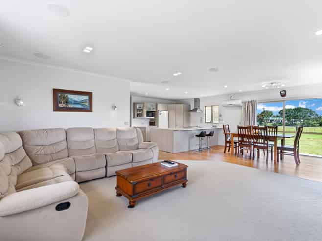 121 Nova Scotia Drive, Waipu