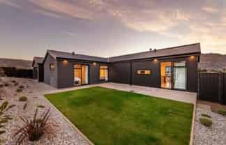 33 Farrant Drive, Wanaka