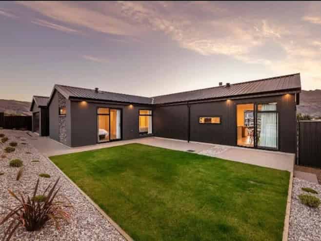 33 Farrant Drive, Wanaka